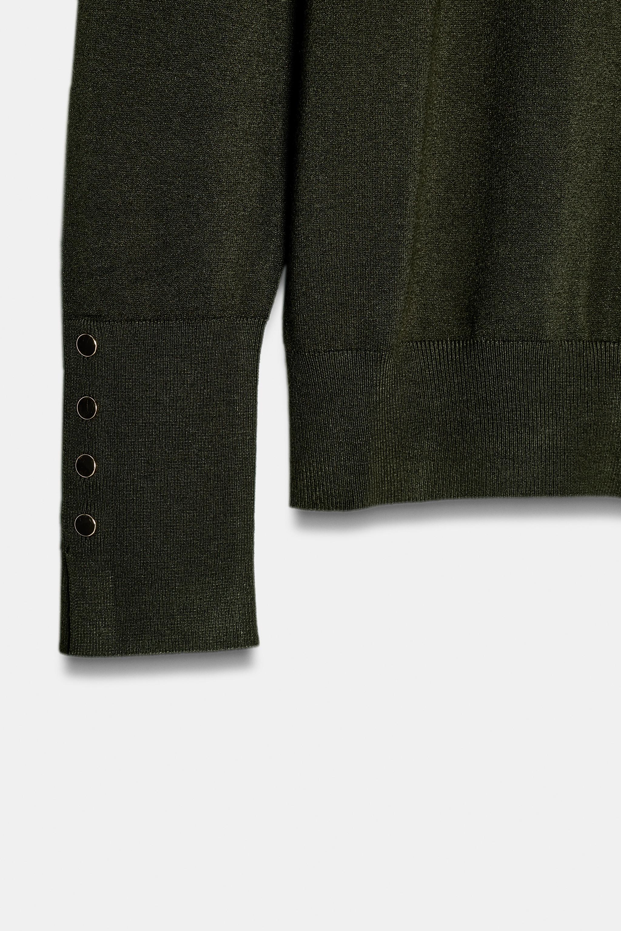 PULL BASIQUE EN MAILLE UNIE